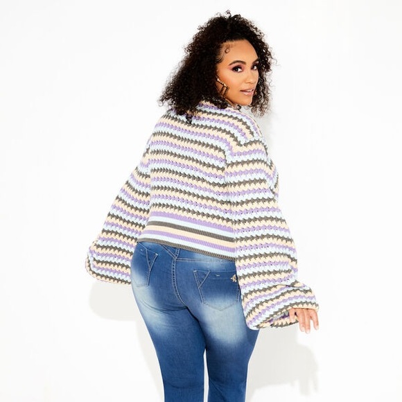 Crochet Knit Cropped Sweater NWT 1X - Picture 9 of 9